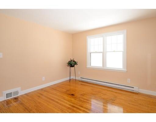 155 Carroll St, Springfield, MA 01108 photo 5