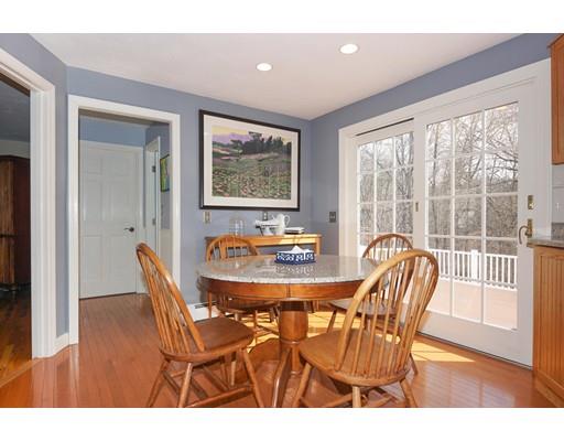 49 Eisenhower Cir, Wellesley, MA 02482 photo 7