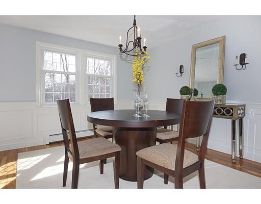 49 Eisenhower Cir, Wellesley, MA 02482 photo 4