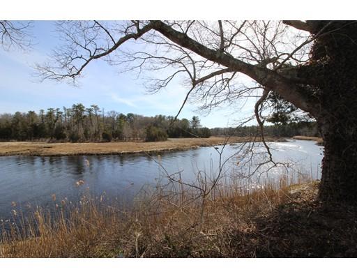 54 Canedy St, West Wareham, MA 02576 photo 6