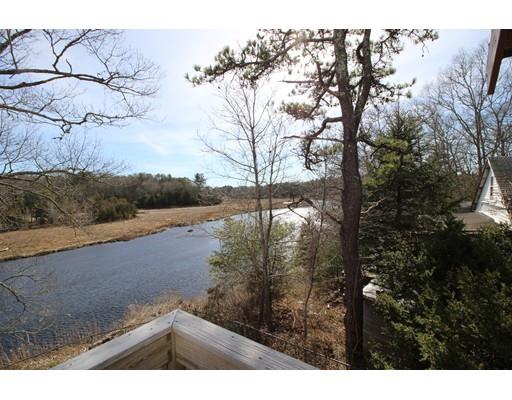 54 Canedy St, West Wareham, MA 02576 photo 4
