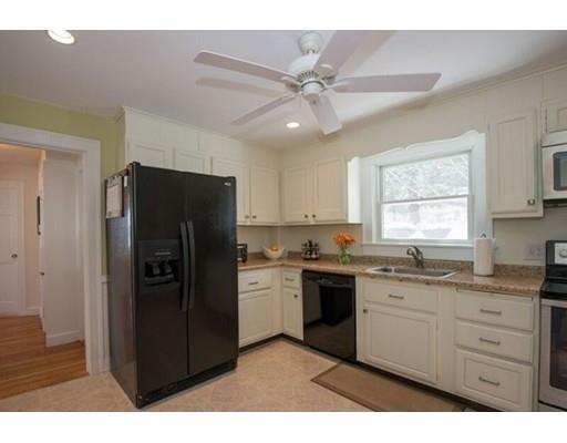 13 Prospect St, Danvers, MA 01923 photo 10