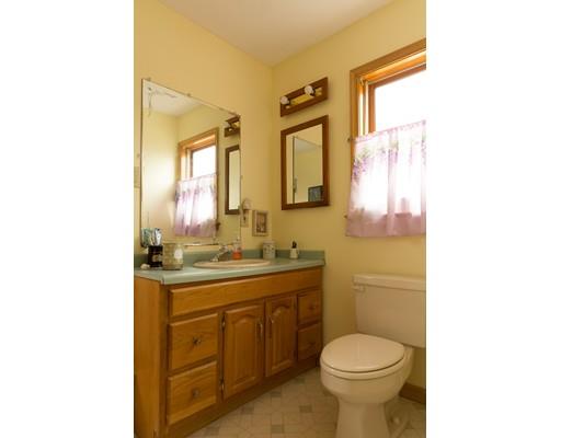 9 Vernon Ave, Hull, MA 02045 photo 11