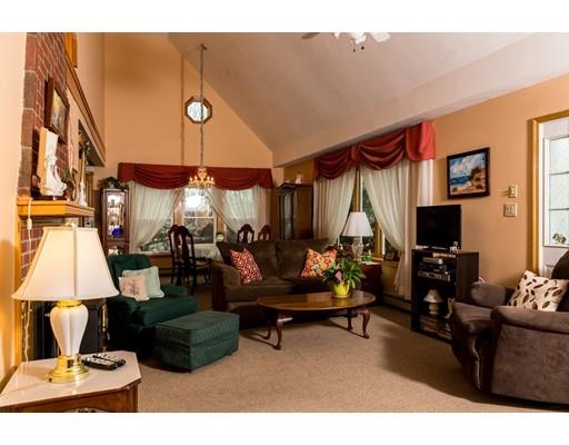 9 Vernon Ave, Hull, MA 02045 photo 3