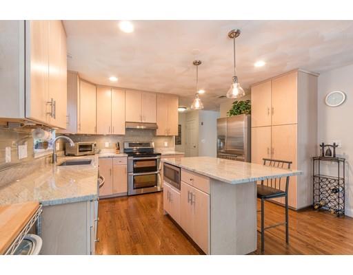 31 Harold Ave, Reading, MA 01867 photo 5
