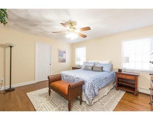 31 Harold Ave, Reading, MA 01867 photo 12