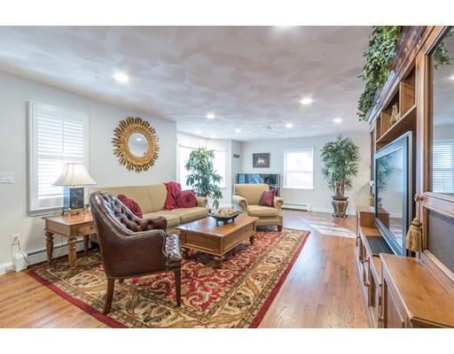 31 Harold Ave, Reading, MA 01867 photo 3