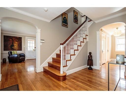 4 Monadnock Rd, Arlington, MA 02476 photo 2