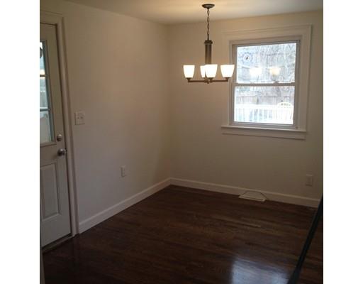 81 Fearing St, Buzzards Bay, MA 02532 photo 5