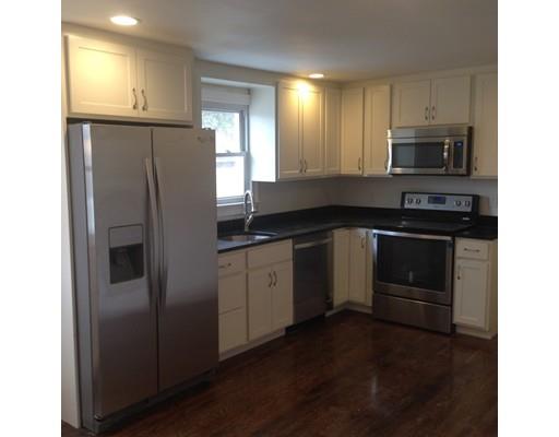 81 Fearing St, Buzzards Bay, MA 02532 photo 4