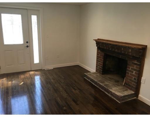81 Fearing St, Buzzards Bay, MA 02532 photo 9