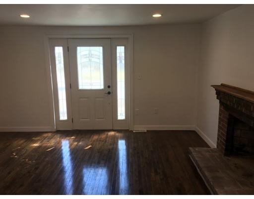 81 Fearing St, Buzzards Bay, MA 02532 photo 8