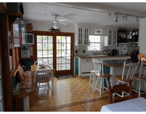 8 Walcott Rd, Beverly, MA 01915 photo 5