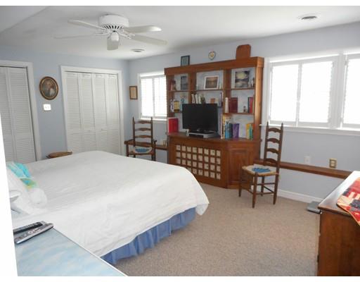 8 Walcott Rd, Beverly, MA 01915 photo 10