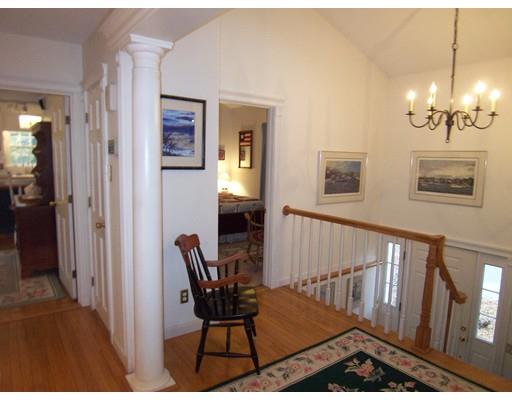 8 Walcott Rd, Beverly, MA 01915 photo 13