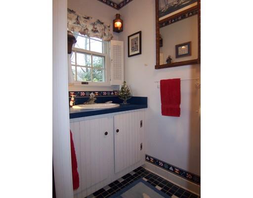 8 Walcott Rd, Beverly, MA 01915 photo 21