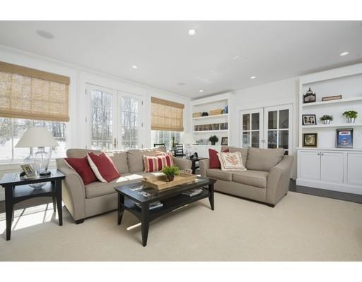 44 Cottage St, Hingham, MA 02043 photo 7