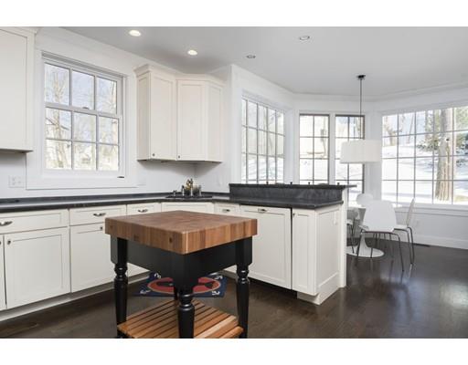 44 Cottage St, Hingham, MA 02043 photo 3