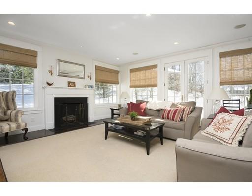 44 Cottage St, Hingham, MA 02043 photo 6