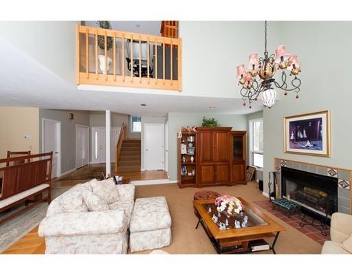 27 Dedham St, Sharon, MA 02067 photo 6