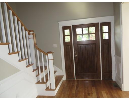 8 Emily Way, Beverly, MA 01915 photo 2