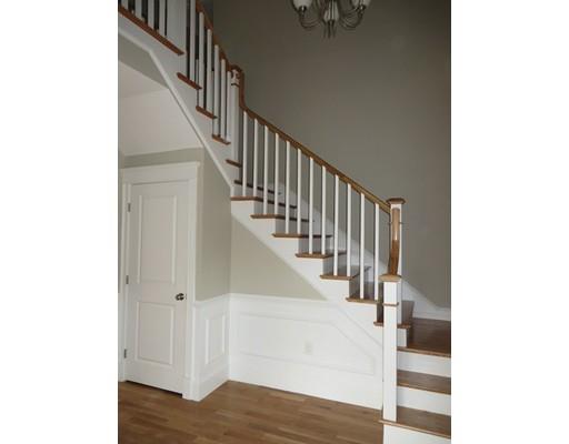 8 Emily Way, Beverly, MA 01915 photo 3