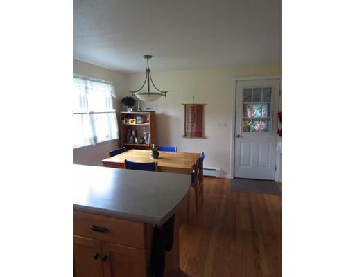 197 E Hadley Rd, Amherst, MA 01002 photo 4