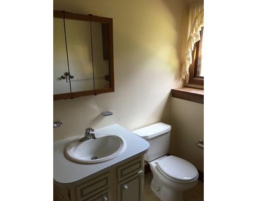75 Hartford Ave E, Mendon, MA 01756 photo 23