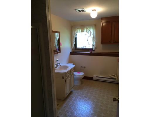 75 Hartford Ave E, Mendon, MA 01756 photo 28