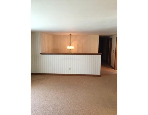 75 Hartford Ave E, Mendon, MA 01756 photo 14