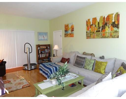 14 E Osterville Rd, Osterville, MA 02655 photo 4