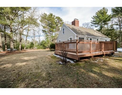 89 Waquoit Rd E, Barnstable, MA 02635 photo 12