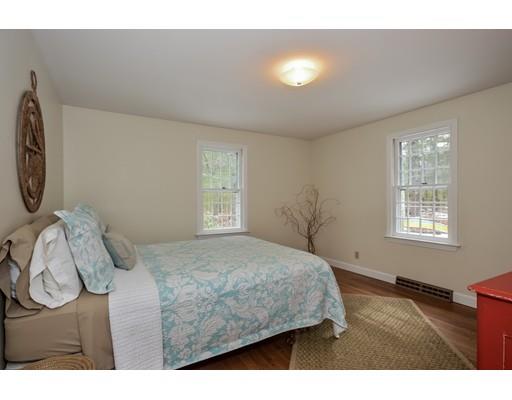 89 Waquoit Rd E, Barnstable, MA 02635 photo 7
