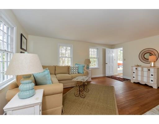 89 Waquoit Rd E, Barnstable, MA 02635 photo 3