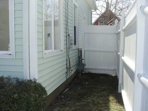 18 W Central, Onset, MA 02558 photo 27
