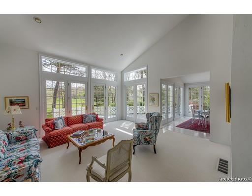 155 Willowbend Dr, Mashpee, MA 02649 photo 2