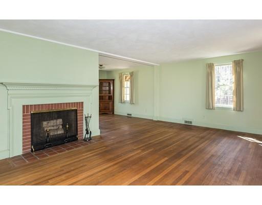 1939 Parker St, Springfield, MA 01128 photo 23