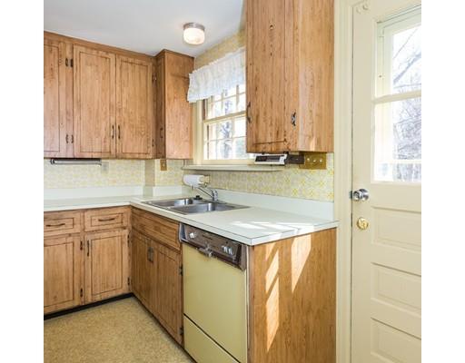 1939 Parker St, Springfield, MA 01128 photo 24
