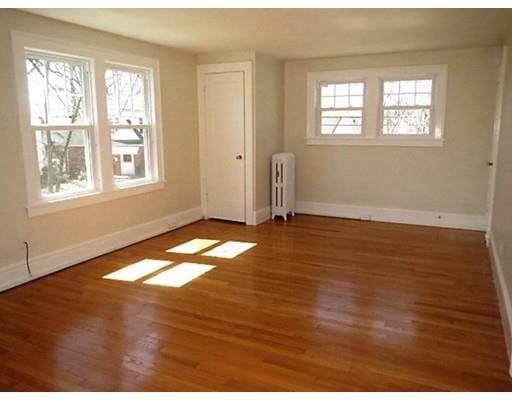 77 Wayne St, Springfield, MA 01118 photo 19