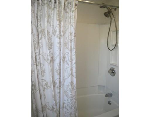 77 Wayne St, Springfield, MA 01118 photo 26