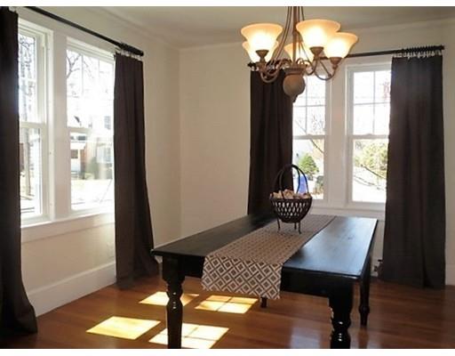 77 Wayne St, Springfield, MA 01118 photo 16