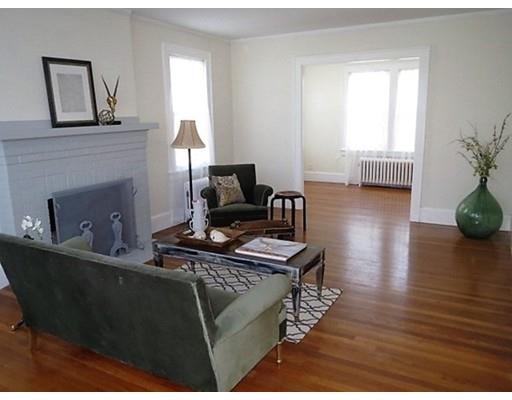 77 Wayne St, Springfield, MA 01118 photo 10