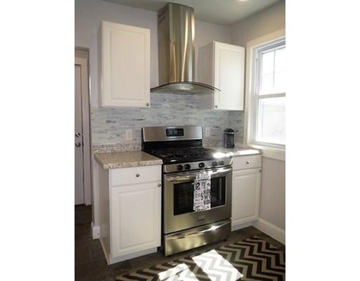 77 Wayne St, Springfield, MA 01118 photo 8