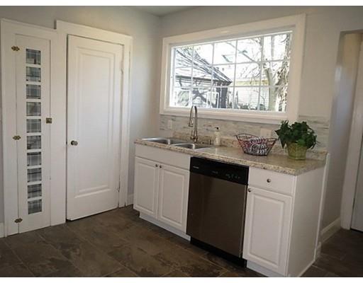 77 Wayne St, Springfield, MA 01118 photo 7