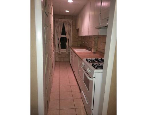 66 Farnham St, Fall River, MA 02720 photo 12
