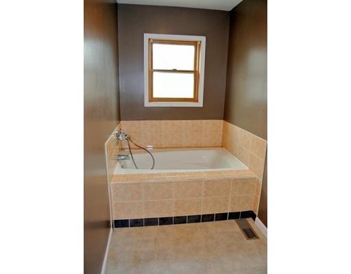 9 Spring St, Clinton, MA 01510 photo 14
