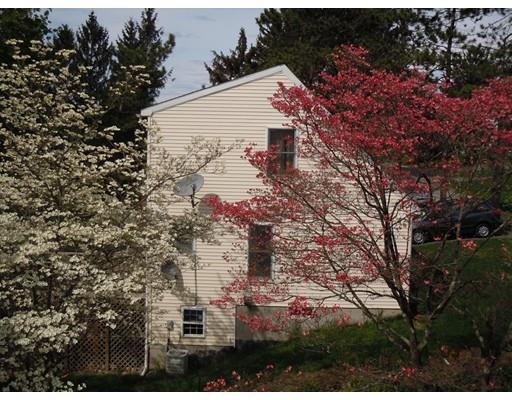 9 Spring St, Clinton, MA 01510 photo 8