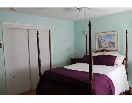 76 Ray St, Webster, MA 01570 photo 11