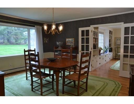 203 Fox Hill Rd, Needham, MA 02492 photo 10