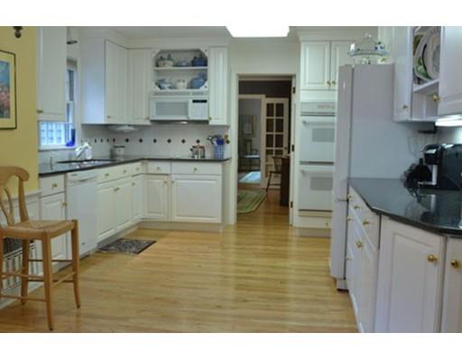 203 Fox Hill Rd, Needham, MA 02492 photo 6